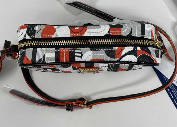 Opening of the Geometric Mickey Mouse Crossbody Purse